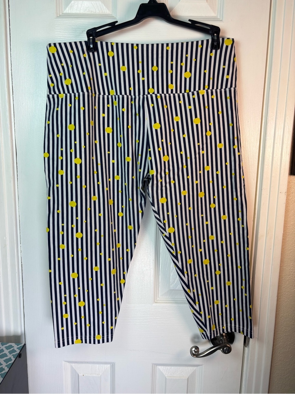 Suave Capri Leggings - Navy Stripe with Yellow Dot - X-Large - Picture 2 of 7